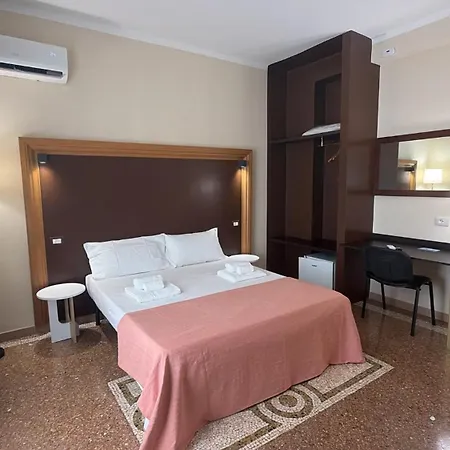 فندق Jayro Smart Centro